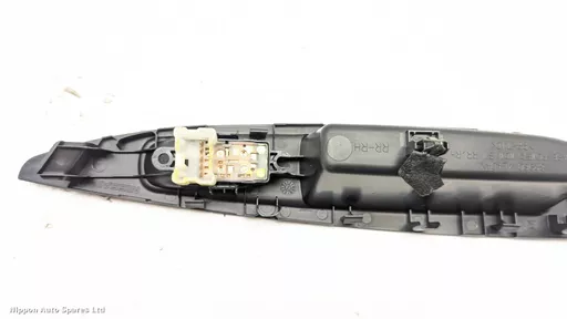 a5985514-15e8-4d4c-9ca6-9ade04ef3978.jpeg?