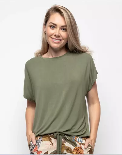 Cyberjammies SLOUCH JERSEY PYJAMA TOP   Savannah Safari   Olive Green