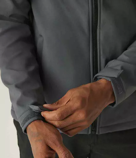 RG631%20SE_BK%20MODEL%206.jpg?