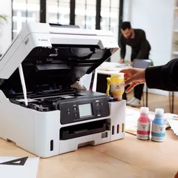 2NE8aB5zik6U1E2Gywa6FQ.c-r.jpg?