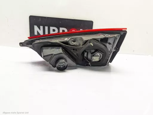 df8b0d3a-eee7-4ebb-af00-9c8105bc0ccd.jpeg?