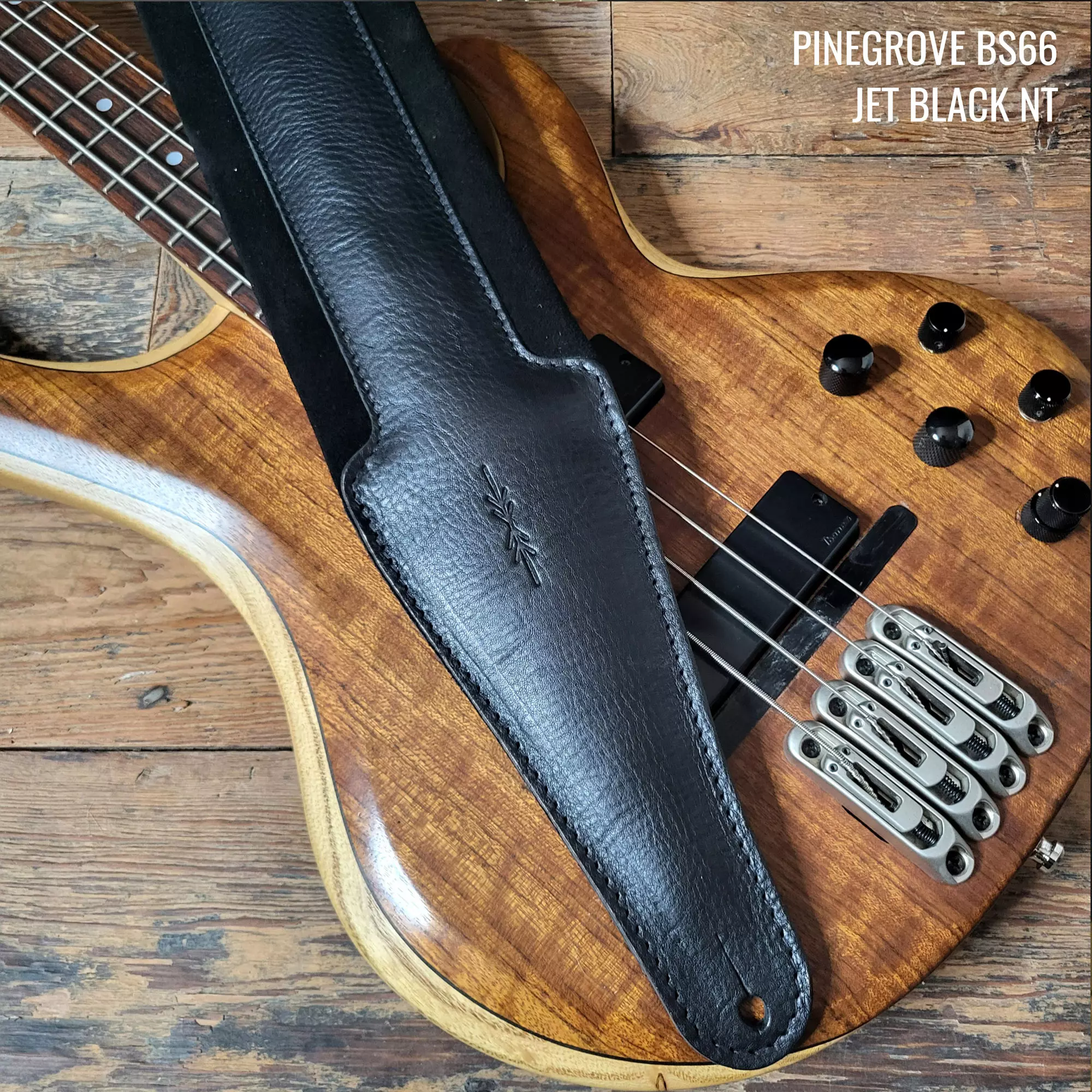 BS66 black bass guitar strap Pinegrove ANNO 114312.jpg