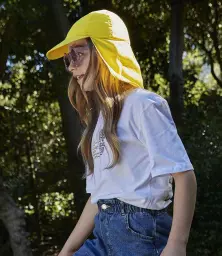 BB11B%20YEL%20MODEL%201%20HERO.jpg?