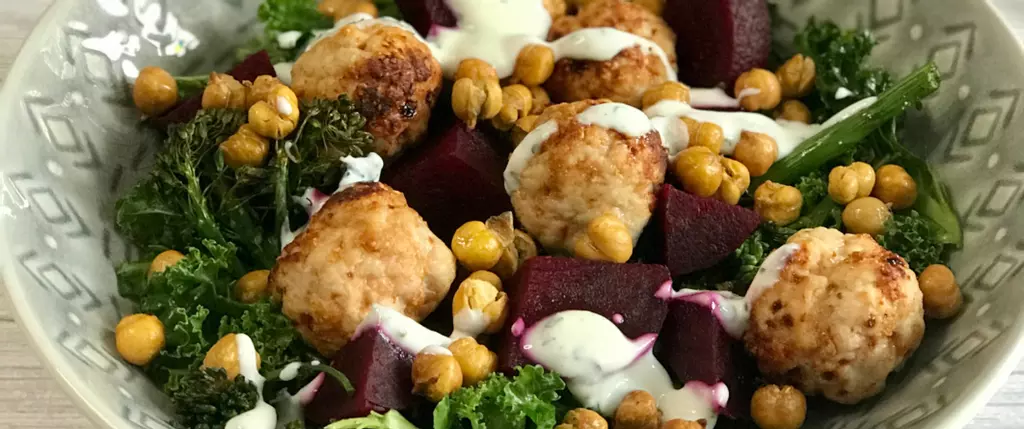 Sriracha Turkey Meatballs with Beetroot Salad Bowl