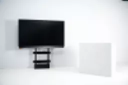 eBox-Wall-II-motorized-height-adjustable-mount-including-screen.webp