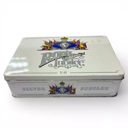 QE2 Writing Tin 3.jpg