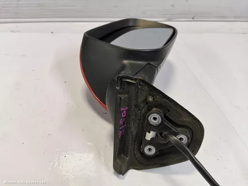 827cd8aa-ab28-45f2-9565-636caeb4978d.jpeg?