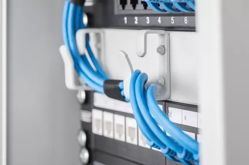 ziQ9-LYMCUmrRqIqH86bTQ.c-r.jpg?