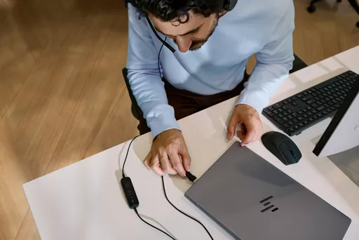 HzcyQ4H1hU6cvZPmoVCtWQ.c-r.jpg?