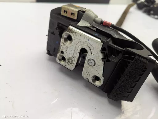 e5b21c59-def7-4f9f-a6a6-852c55bba8a7.jpeg?