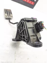 e4a5d69a-45b3-4438-8a39-c9371fbf5fde.jpeg?