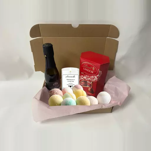 Chocolate, Bath Bombs & Prosecco Pamper Hamper with a Personalised Candle