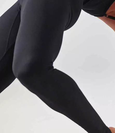 TL330%20BLK%20MODEL%204.jpg?