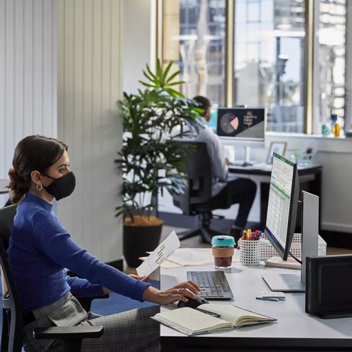 hOU_xWpYlEyc_POInV0qLQ.c-r.jpg?