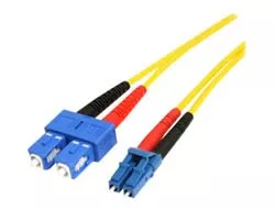 StarTech.com 7m Fiber Optic Cable - Single-Mode Duplex 9/125 LSZH Fiber Jumper Cord - LC/SC