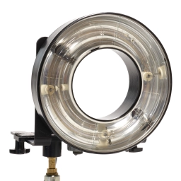 U-2044-ring flash_02.jpg