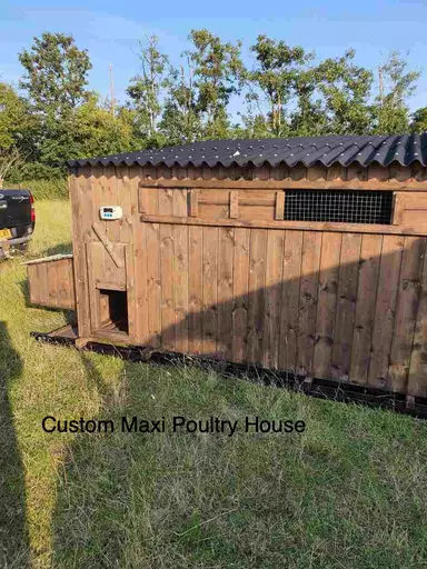 Bespoke Maxi Poultry House.jpg