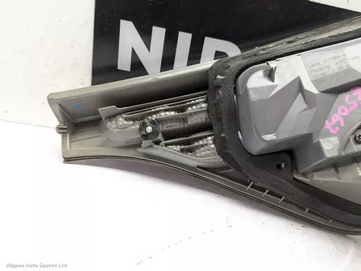 1c868501-3ff9-4ba8-9758-68c53a90c0d1.jpeg?