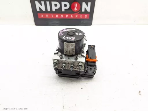 4db0dac5-689e-4ca1-b348-8910c2ae7edf.jpeg?