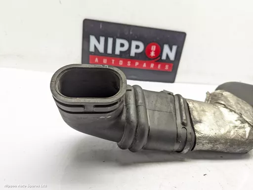 ec0629f0-8f48-4040-b04d-6dab9e947ed7.jpeg?