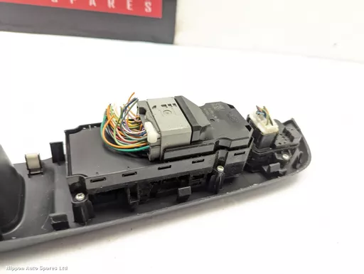 bd7e6201-2f70-43a0-8ede-184a812e3f2d.jpeg?