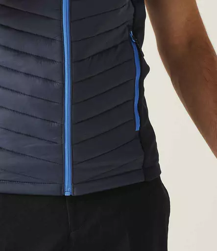 RG447%20N_FRB%20MODEL%205.jpg?