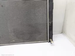 8b04e82a-ff3b-421f-b30b-df931d2df7b4.jpeg?