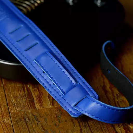 GS61 cobalt blue leather guitar strap by Pinegrove DSC_0327.jpg