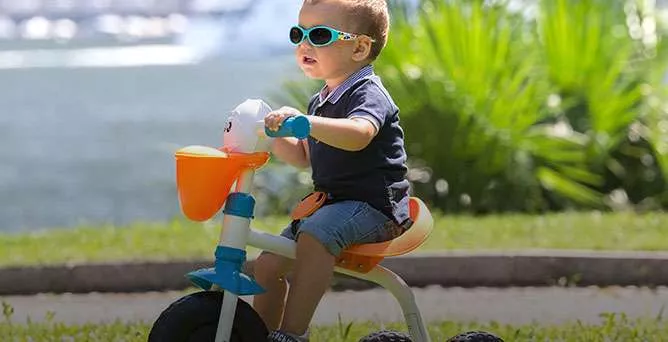 TOYS TO STIMULATE MOVEMENT