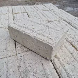 chalk cob bricks on pallet.jpg