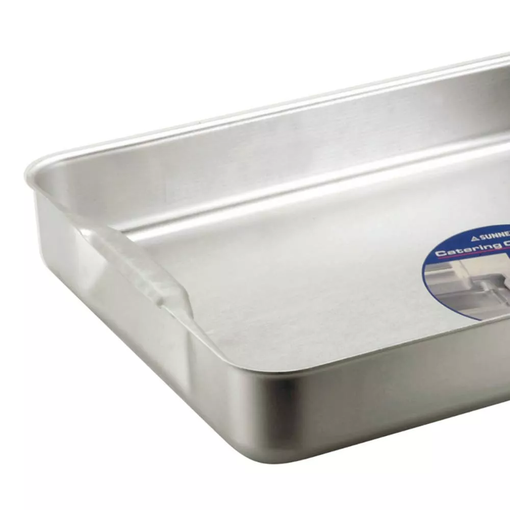 BAKING DISHES & PANS