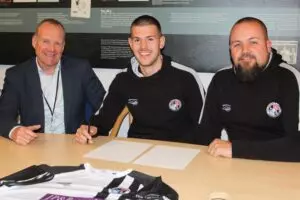 Ben Elliott signs contract with West  