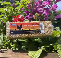 Johnsons Corn n Grit hanging treat