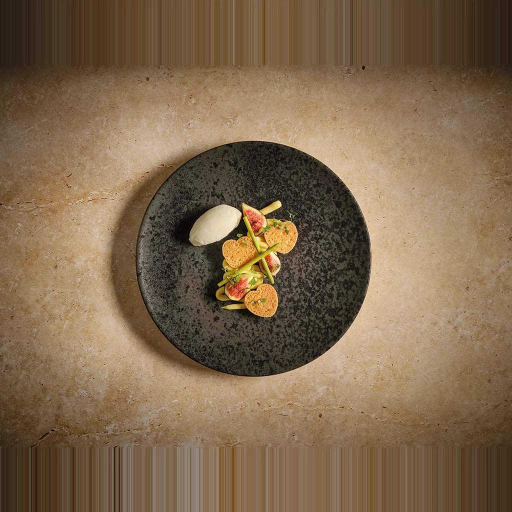 SANDSTONE BLACK