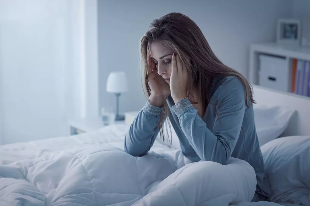TROUBLE SLEEPING IN EARLY PREGNANCY: PREGNANCY SYMPTOMS  AFFECTUBG A GOOD NIGHT'S SLEEP