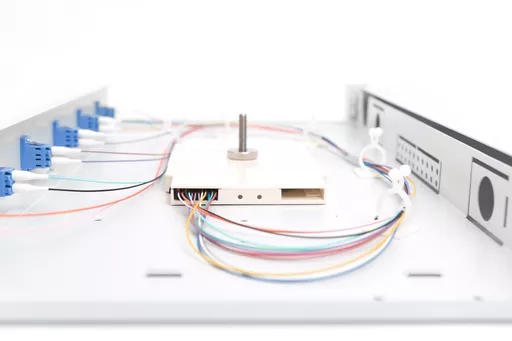 rHsJYr8hqUyJ09K61jIS8A.c-r.jpg?