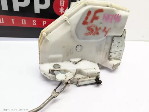 859d2b51-84e9-46ab-bbd5-32d39fbf4e13.jpeg?