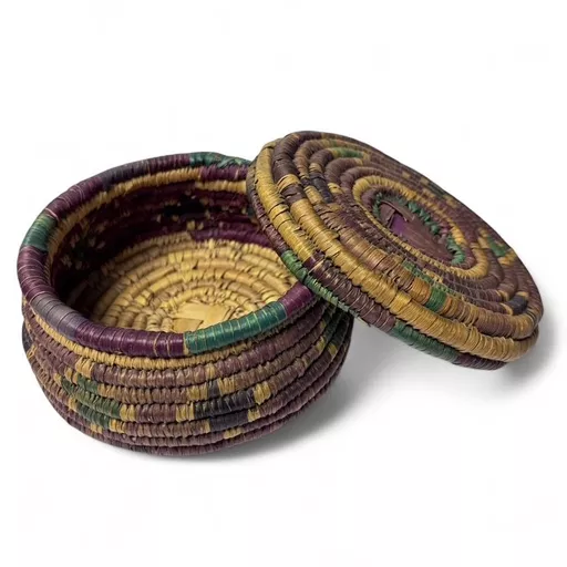 Lidded Basket 2.jpg