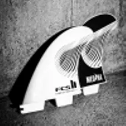 Medina-Fin-Lifestyle-1200.webp