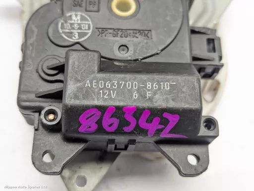 bff63859-d9ca-436d-8a48-7a46b1721ed8.jpeg?