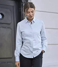 T4031%20LBL%20MODEL%201%20HERO.jpg?