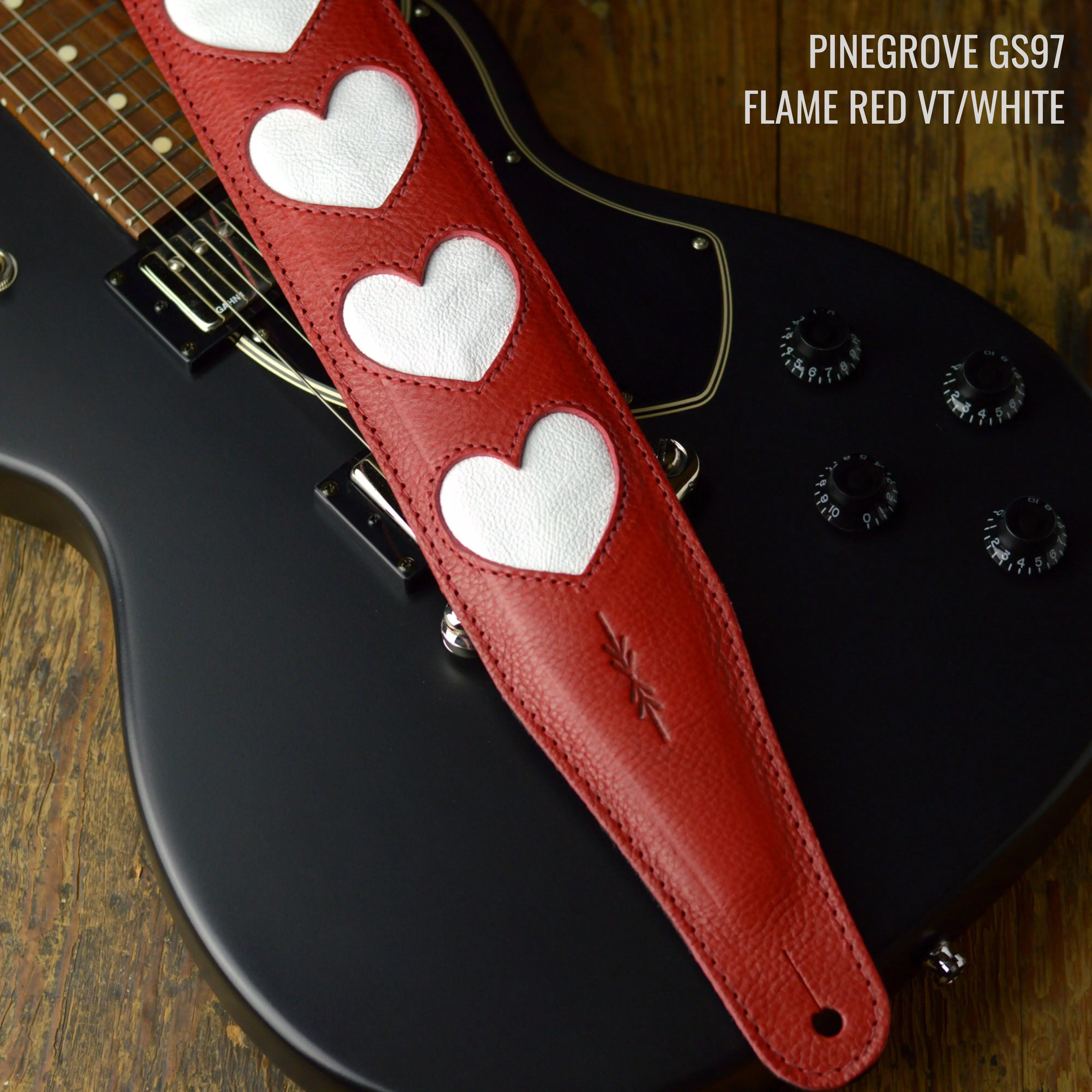 Pinegrove GS97 red white guitar strap ANNO DSC_0364.jpg