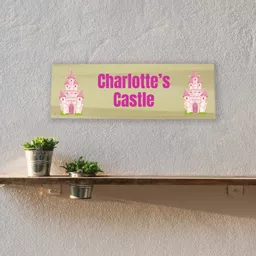 DoorSignCastleWall.png