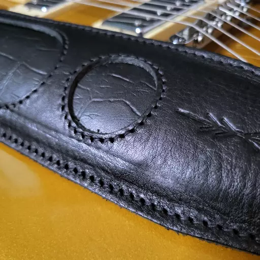 GS58 black croc guitar strap 181302.jpg