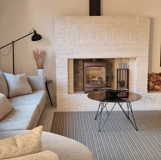 flutterby living room.webp