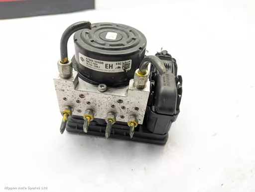 9fe31b55-5755-46be-b920-a3507de8aa79.jpeg?