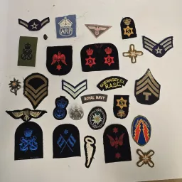 Badges 1.jpg