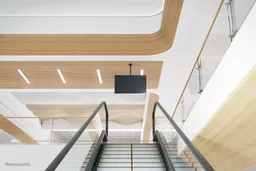 oxuNQ9CIvkCQxZdAtUvxYw.c-r.jpg?