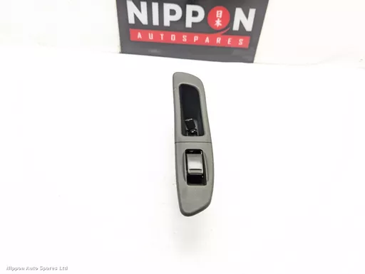 9cd41d77-f2d2-40ca-bde2-586b905d9ca2.jpeg?