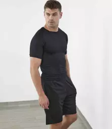 TL600%20BLK%20MODEL%201%20HERO.jpg?
